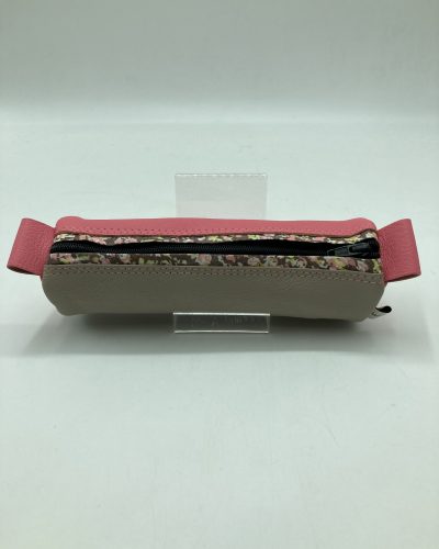 Tro - R 00011